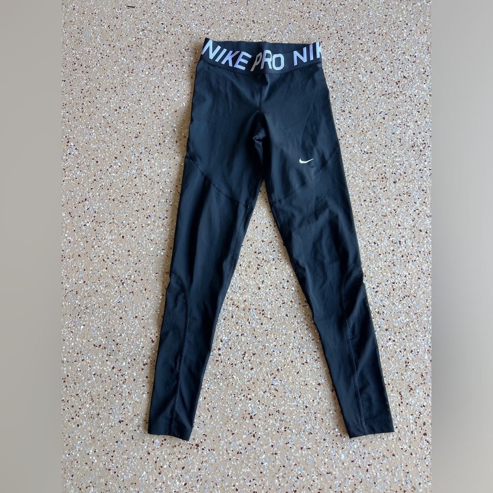 Nike Women Leggings
